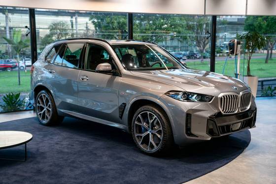 BMW X5 3.0 I6 TURBO HÍBRIDO XDRIVE50E M SPORT AUTOMÁTICO BMW X5 3.0 I6 TURBO HÍBRIDO XDRIVE50E M SPORT AUTOMÁTICO